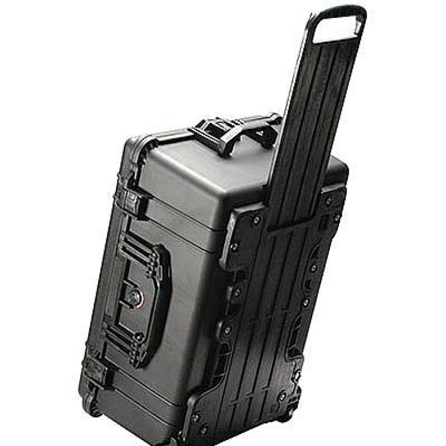 Peli Peli 1610 Case With Foam Black | Hard Cases