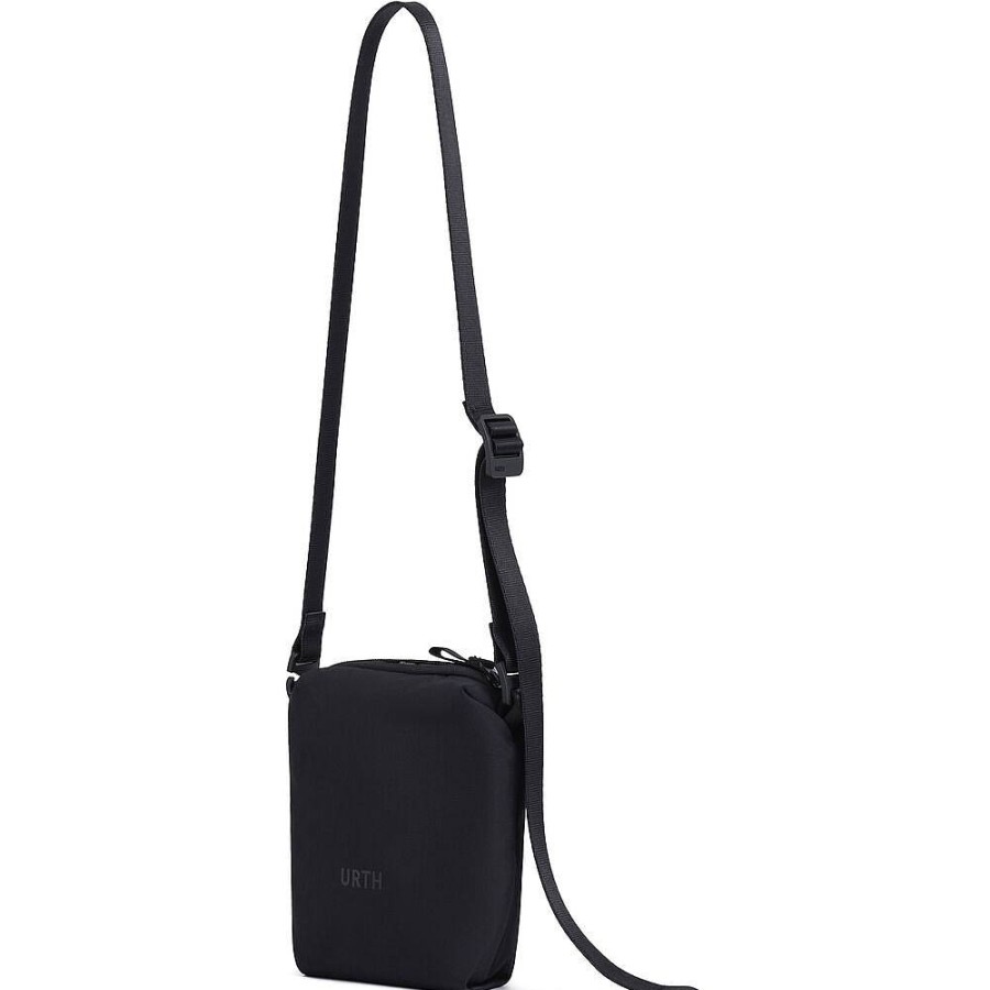 Urth Urth Andesite Point And Shoot Pouch - Black | Pouches