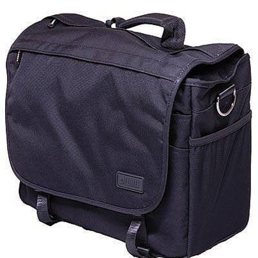 Calumet Calumet Messenger Bag - Medium - Black | Shoulder Bags