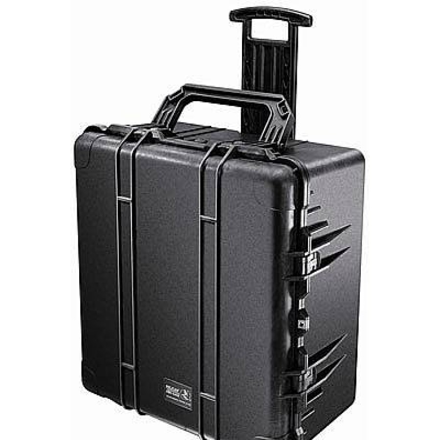 Peli Peli 1640 Case With Foam - Black | Hard Cases