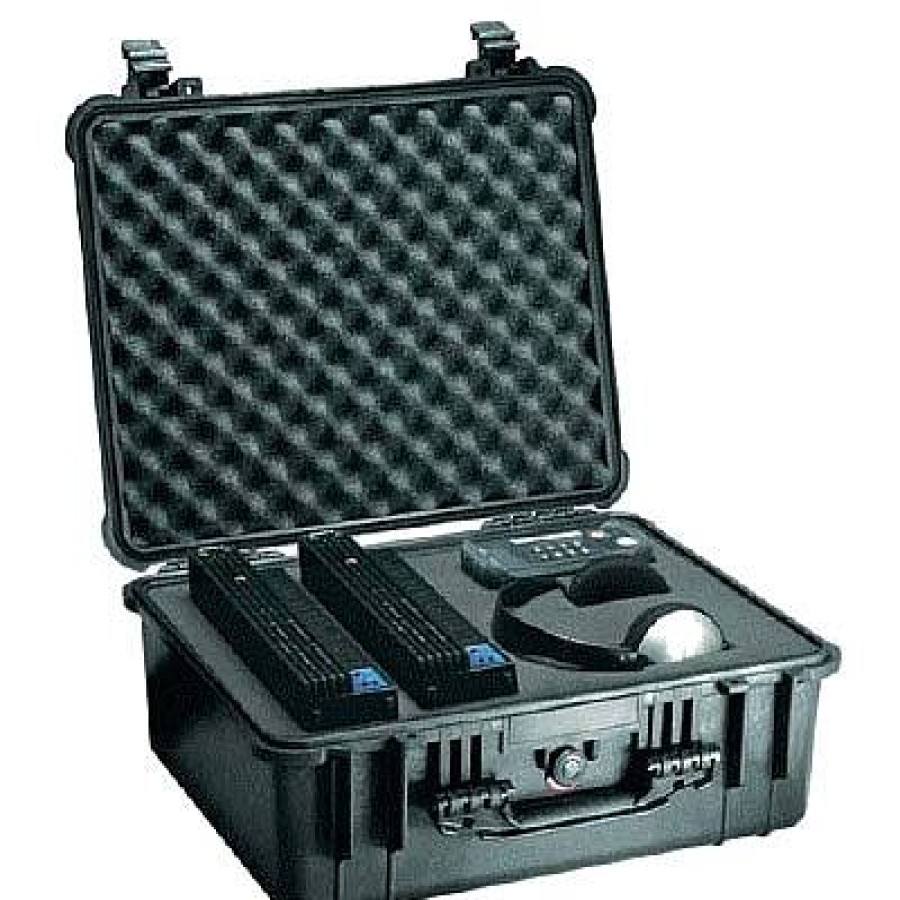 Peli Peli 1550 Case With Foam Black | Hard Cases