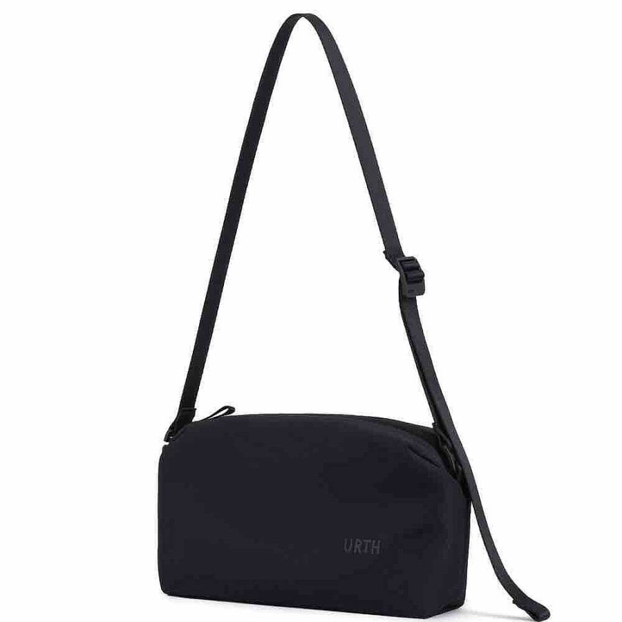 Urth Urth Dolomite Crossbody Bag - Black | Backpacks & Sling Bags