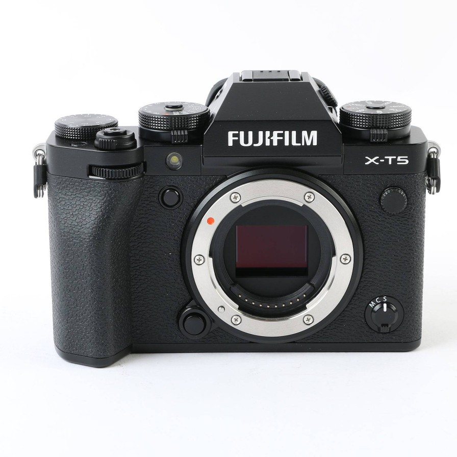 Fujifilm Used Fujifilm X-T5 Digital Camera Body - Black | Used Cameras