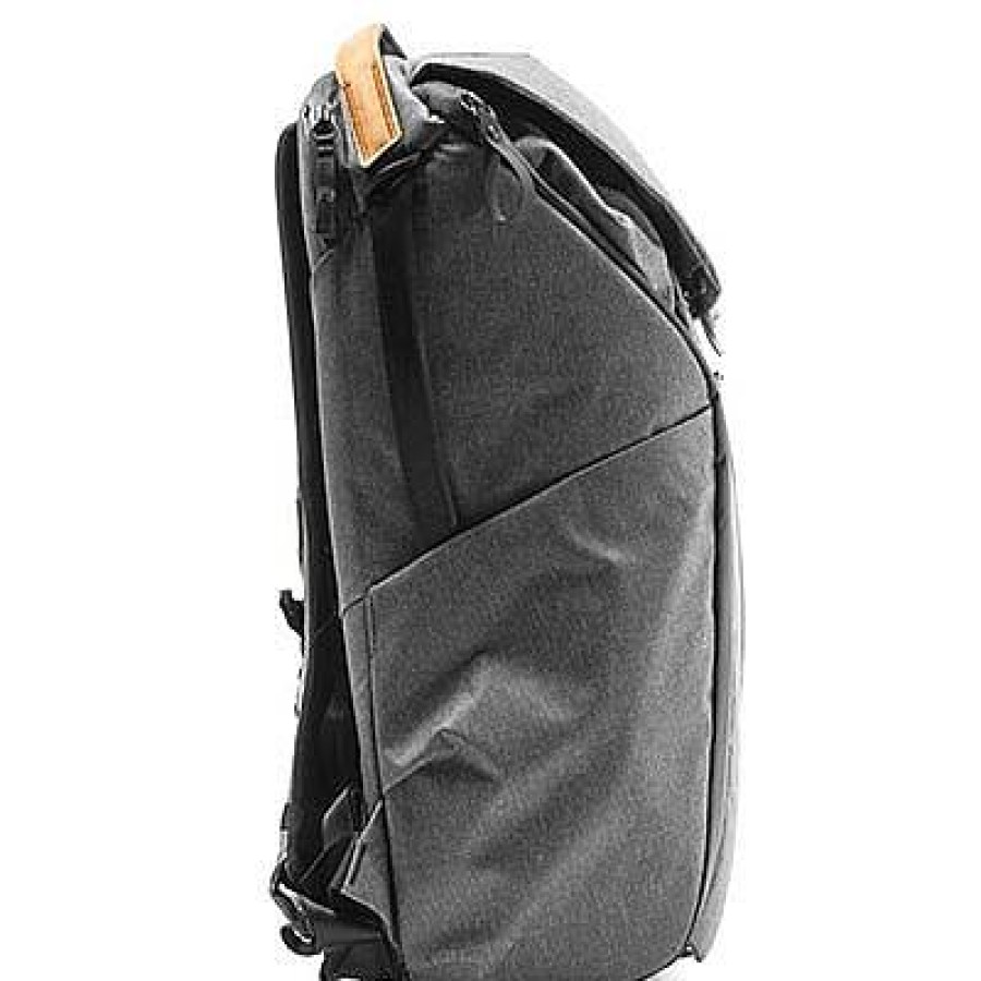 Peak Design Peak Design Everyday Backpack 30L V2 - Charcoal | Backpacks & Sling Bags