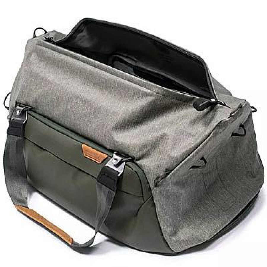 Peak Design Peak Design Travel Duffel 35L - Sage | Shoulder Bags