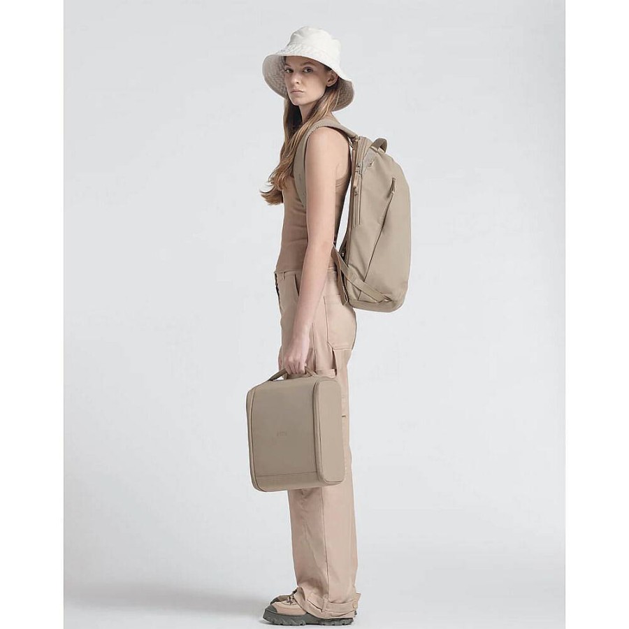 Urth Urth Norite 24L Backpack + Camera Insert - Beige | Backpacks & Sling Bags